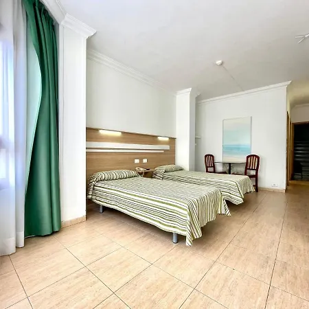 Interior Dbl Studio,wifi,only 50 M, Playa Las Canteras Διαμέρισμα *