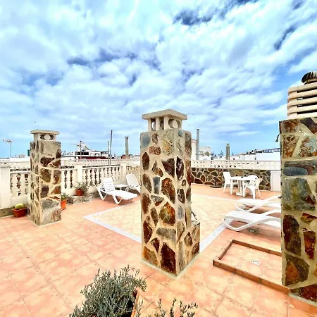 Διαμέρισμα Interior Dbl Studio,wifi,only 50 M, Playa Las Canteras